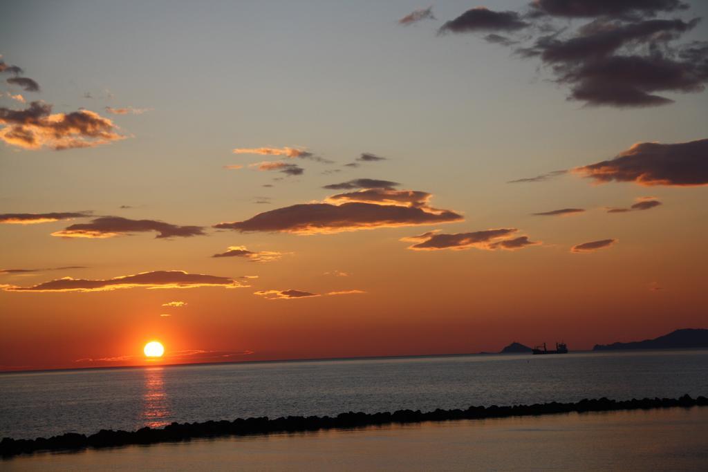 Hotel Parma Mare Marina di Massa Buitenkant foto