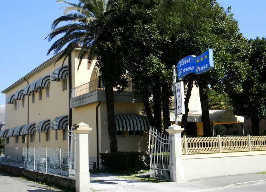 Hotel Parma Mare Marina di Massa Buitenkant foto