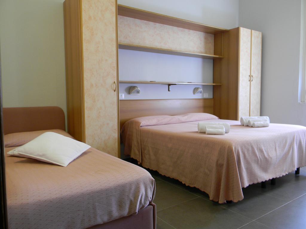 Hotel Parma Mare Marina di Massa Kamer foto