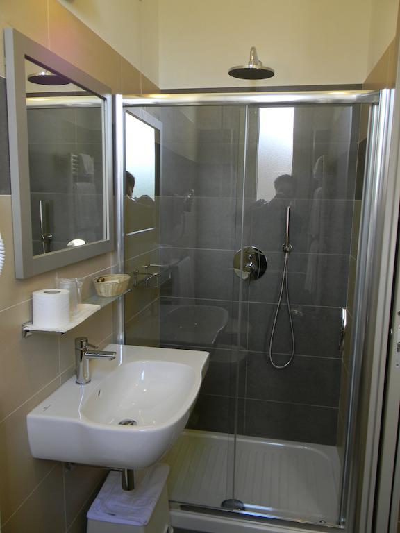 Hotel Parma Mare Marina di Massa Kamer foto